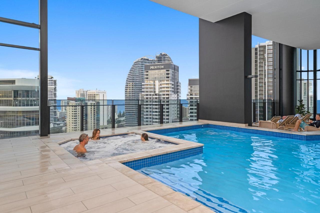 Luxury Oceanview 2-bed On 50th Level Apartment