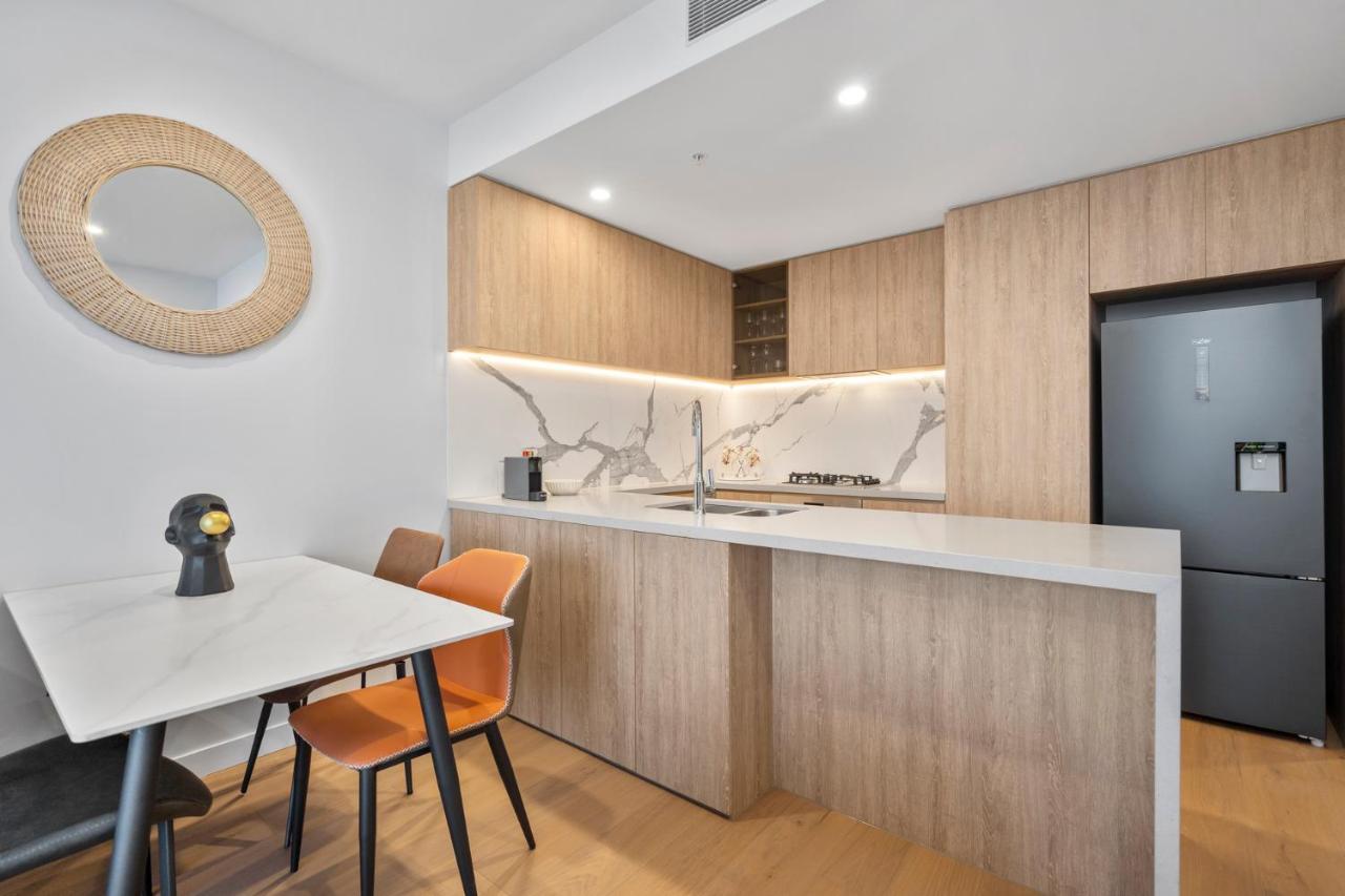 Luxury Oceanview 2-bed On 50th Level
